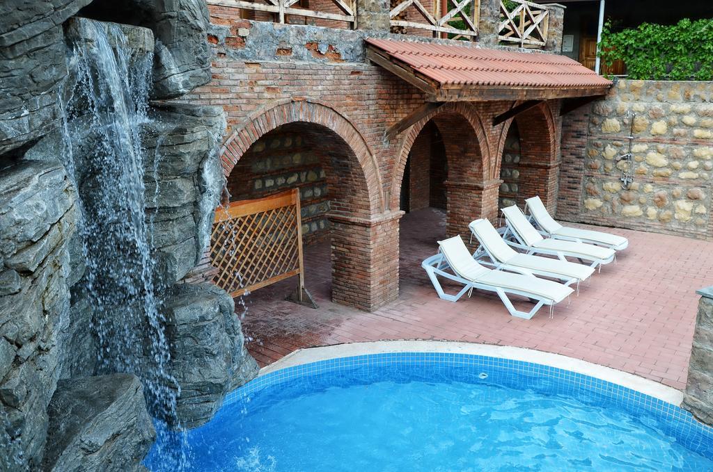 Hotel Brigitte Signagi Exterior foto